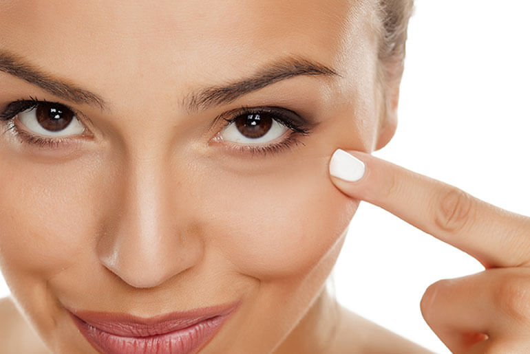 Borse-sotto-gli-occhi-e-occhiaie_-quali-le-cause-e-quali-i-rimedi